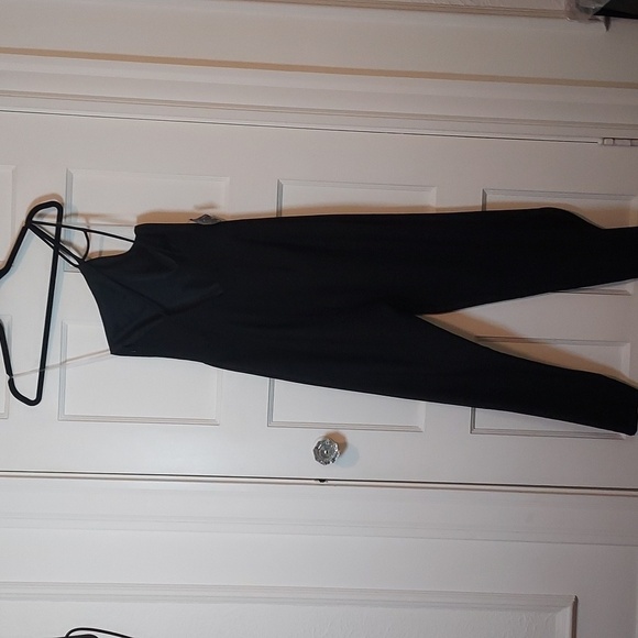 Nasty Gal One Shoulder Jumpsuit in Black - Picture 11 of 16